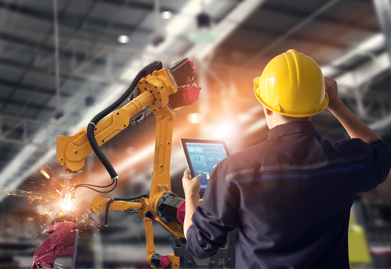 5 Myths About Industrial Robotics Debunked